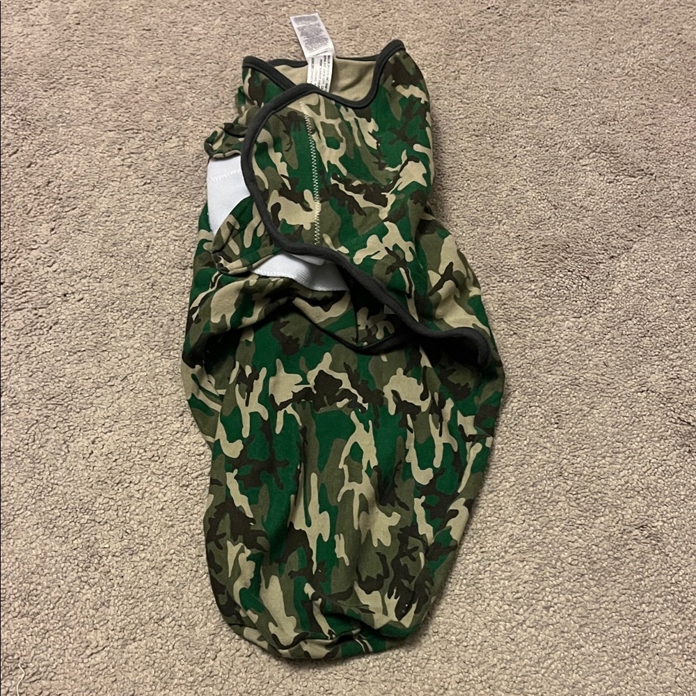Camouflage Velcro Swaddle
